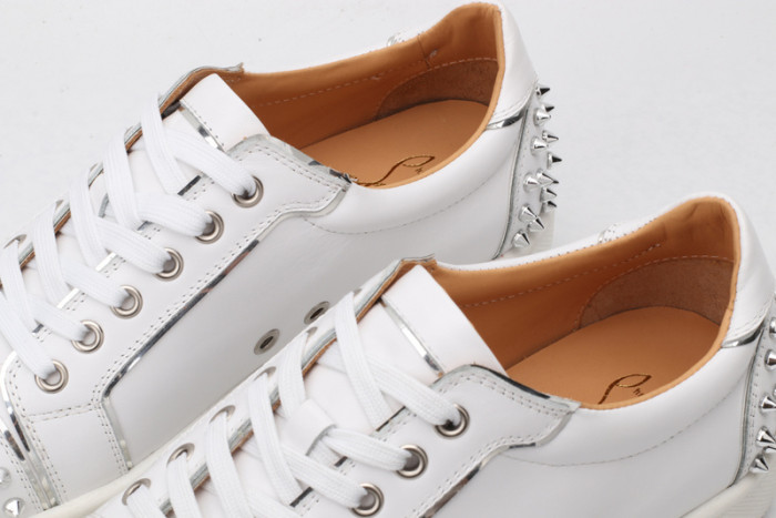 Ch**an louboutin