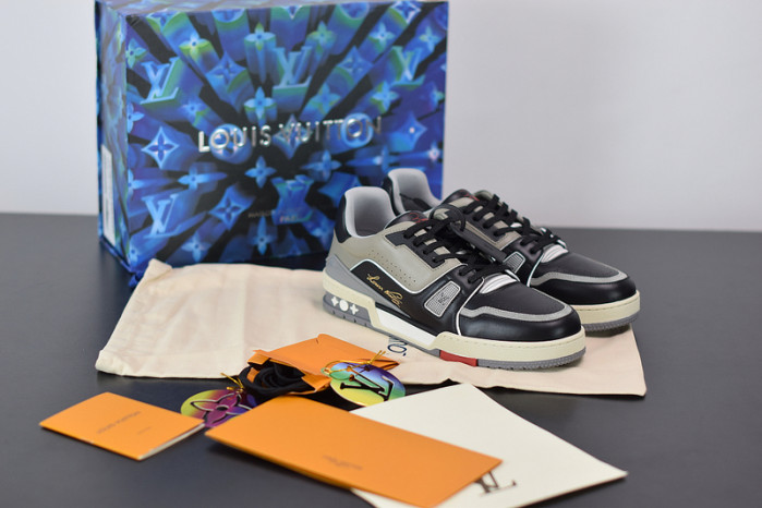 lv sneakers