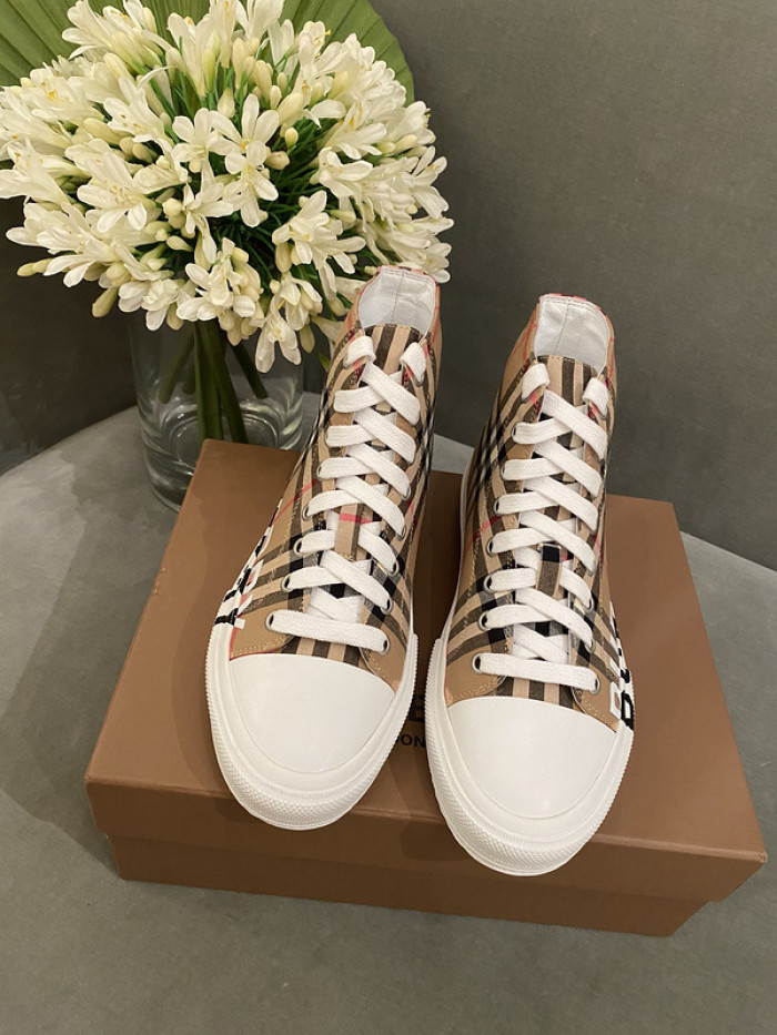 bubry sneakers