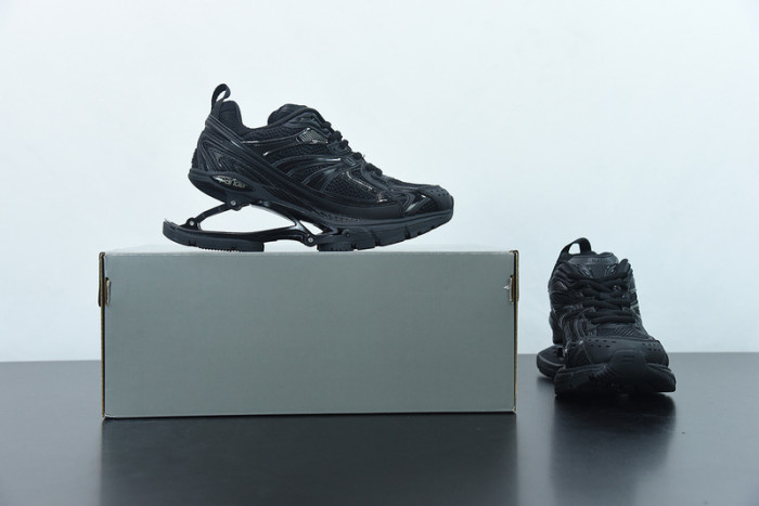 balcia x-pander sneaker
