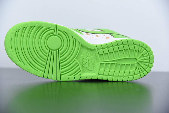 spm x nike sb dunk low green dh3228-101