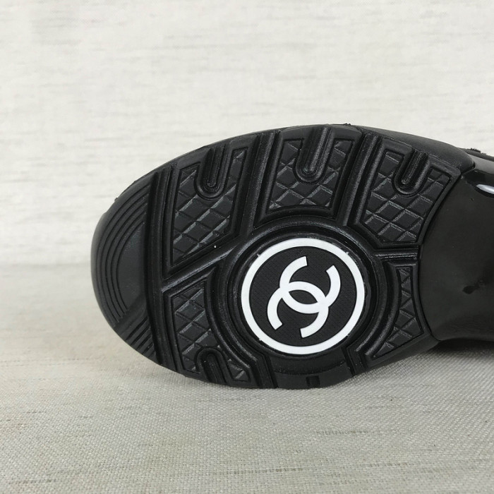 chnl sneaker