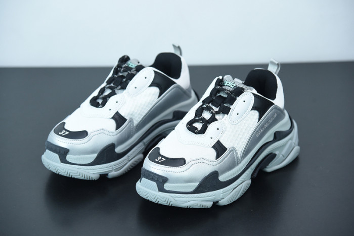 balcia triple s sneaker