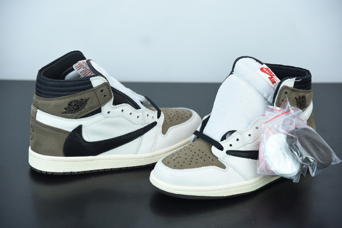 travis scott x air jordan 1 cd4487-101
