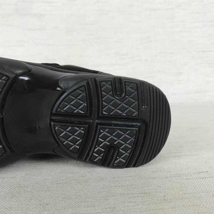 chnl sneaker
