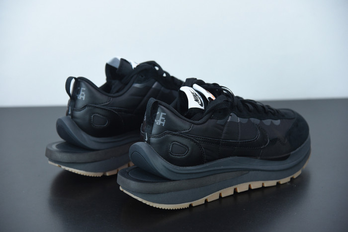 sacai x vaporwaffle