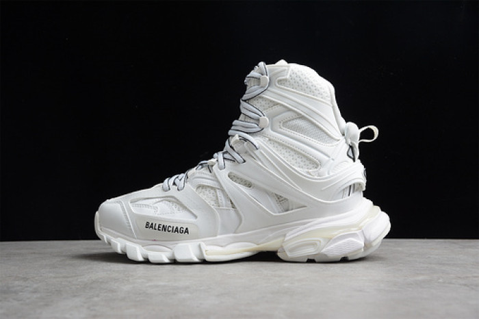 balcia track sneaker