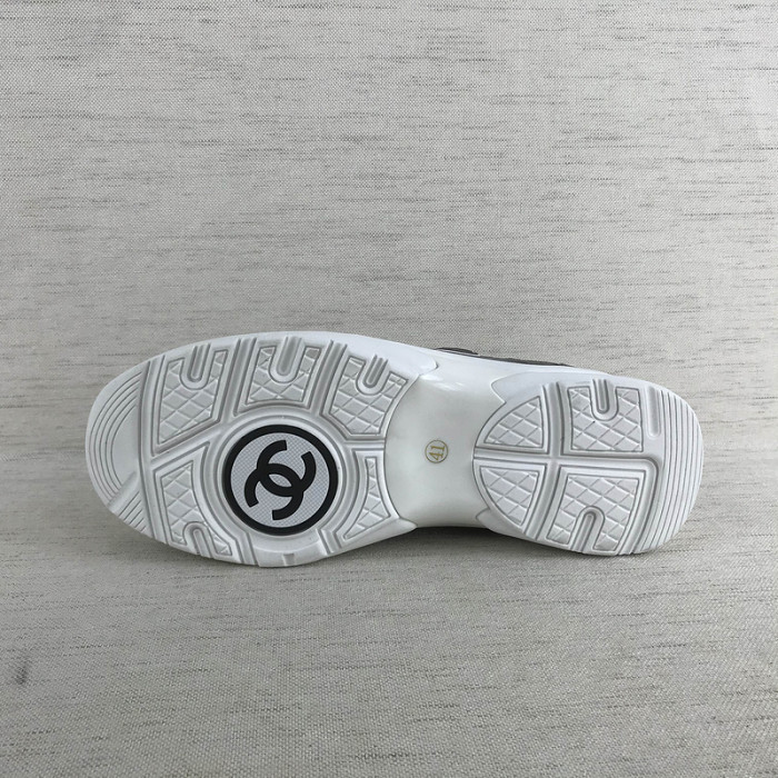 chnl sneaker