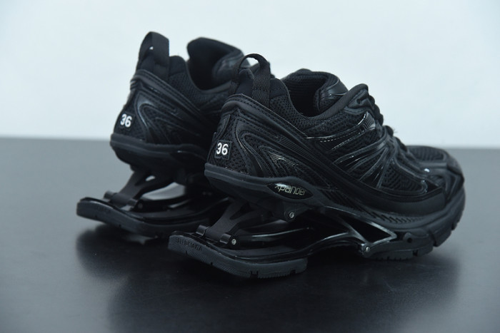 balcia x-pander sneaker