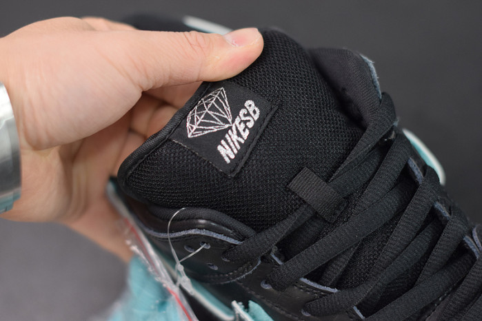 nike sb dunk low diamond S*pply co black diamond bv1310-001