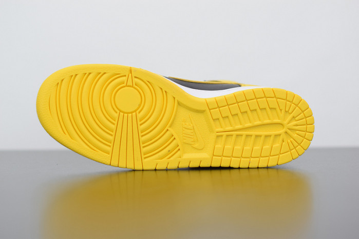 nike dunk high sp“varsity maize” cz8149-002