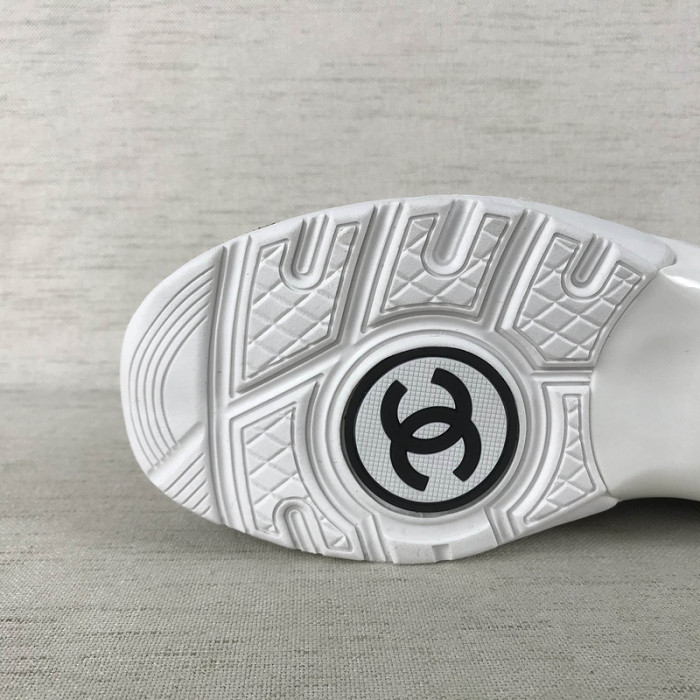 chnl sneaker