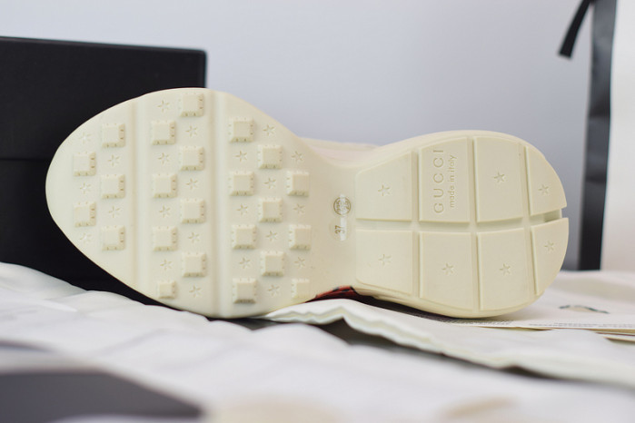 gci sneaker