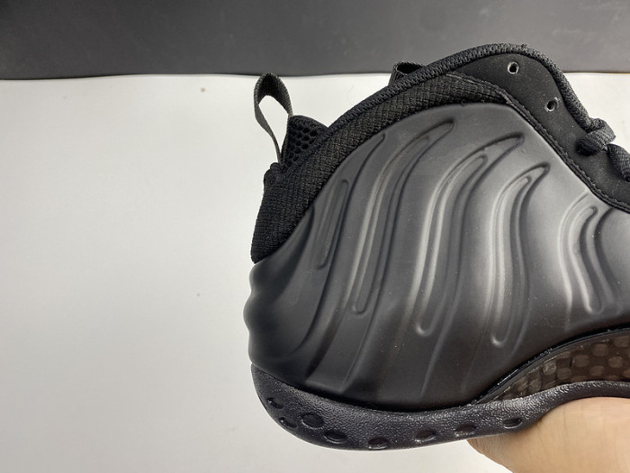 nike air foamposite one authracite blackout 314996-001