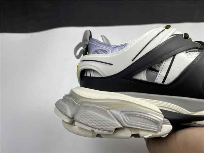balcia track sneaker