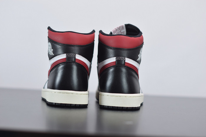 air jordan 1 retro high black gym red 555088-061