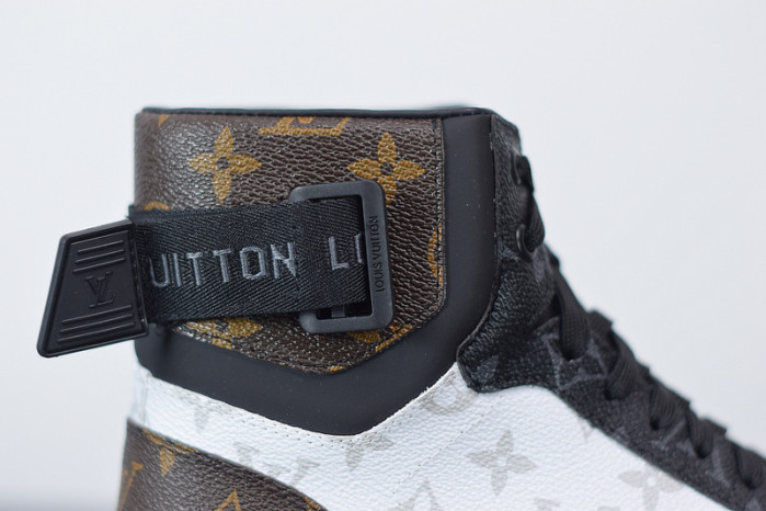 lv sneakers