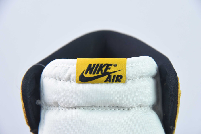 air jordan 1 retro high og "yellow ochre" dz5485-701