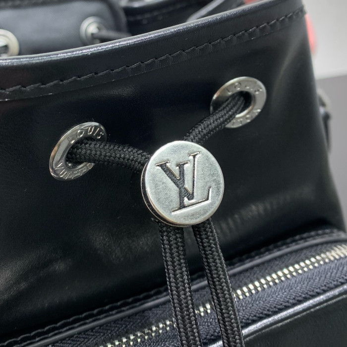 Louis Vuitton LV Monogram Black Noé Cargo Bucket bag M13985