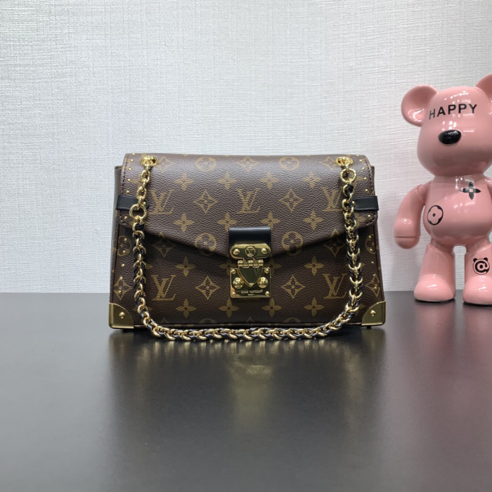 Louis Vuitton LV Monogram bag M14526