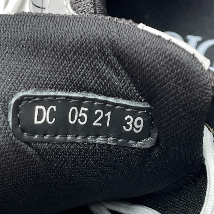 dor sneakers b30
