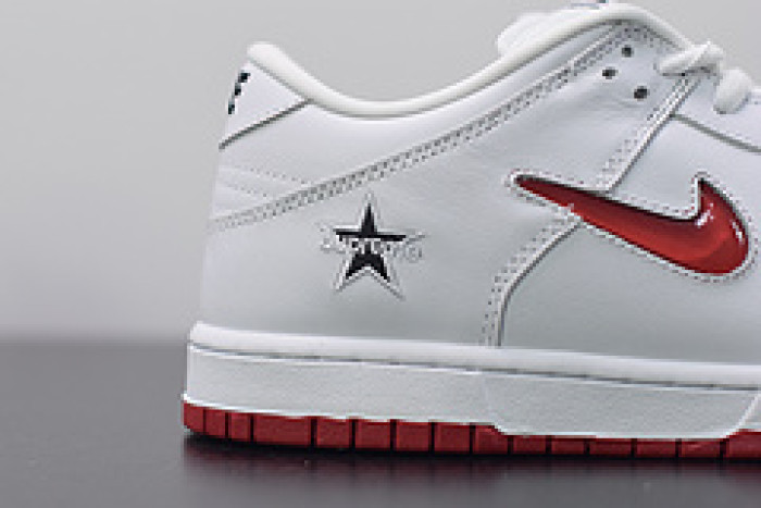 nike sb dunk low jewel swoosh red ck3480-600
